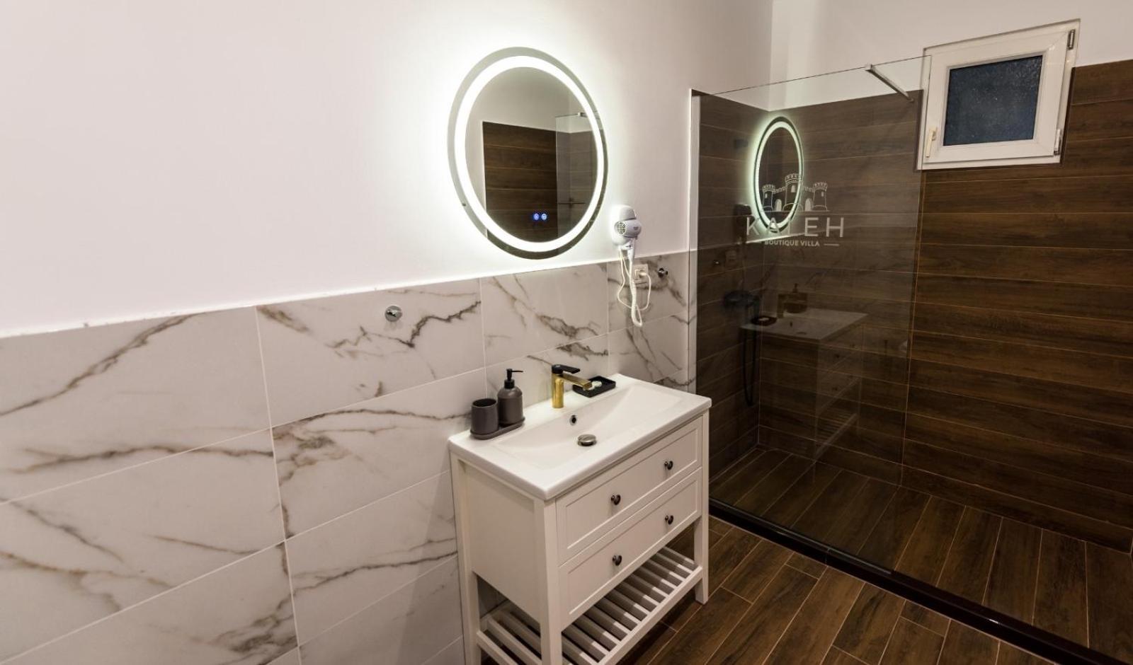 Kaleh Boutique Villa Оршова Экстерьер фото